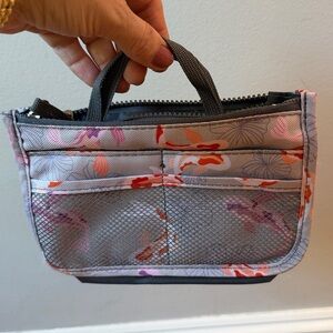 Floral Gray Travel Bag